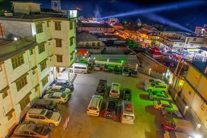 Royal Hotel Наран Екстер'єр фото